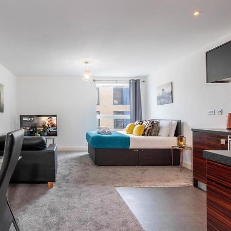 Studio Apartment - City Centre - Broad Street - Brindley Place - Wifi - Netflix - Smart Tv Birmingham Exterior photo